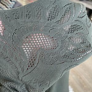 Lululemon reveal leggings